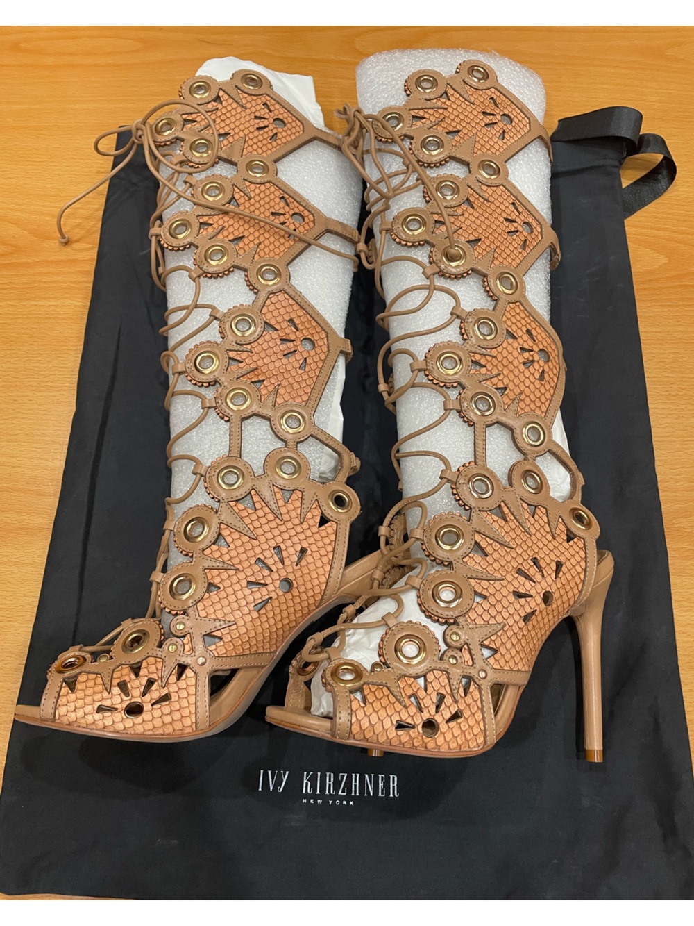 Ivy Kirzhner Cannes Snake-Embossed lace up gladiator boots tan 6.5 M